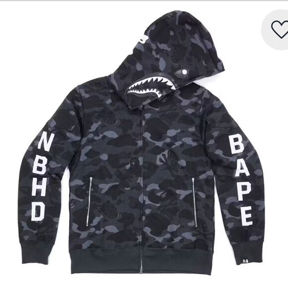 NWT Bape Black & Gray Camo Shark Hoodie – Size Large
